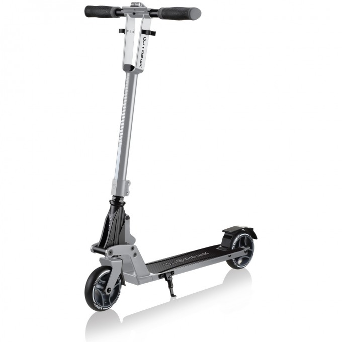 Самокат GLOBBER ONE K 125 Серебристый 670-130-2 Самокат GLOBBER ONE K 125 Серебристый 670-130-2